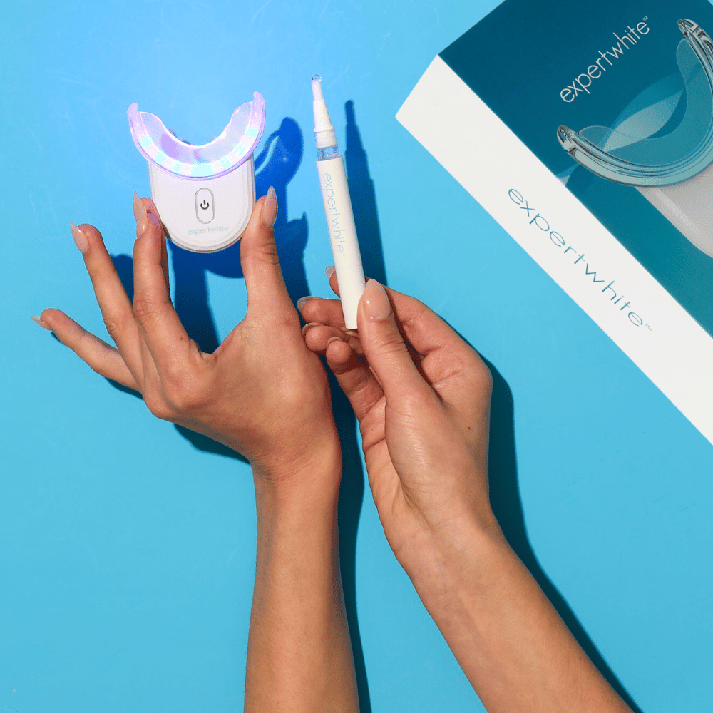 Expertwhite Teeth Whitening Kit LED Copy of Confidence! Teeth Whitening Kit   (Brush-on Gels, LED Light)