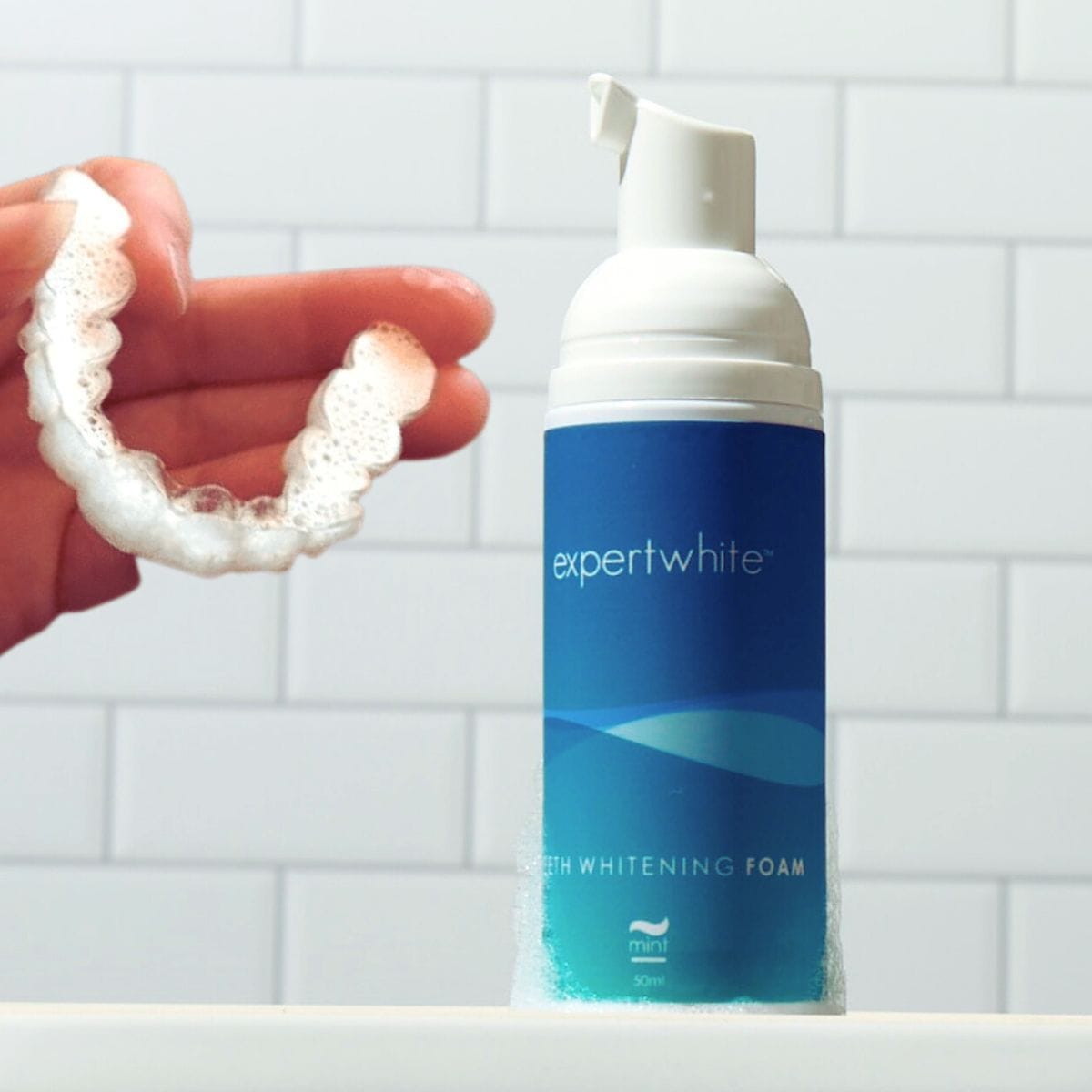 Expertwhite Aligner Retainer Cleaner Aligner & Retainer Cleaner + Whitening Foam – Freshen, Clean & Brighten USA| Expertwhite