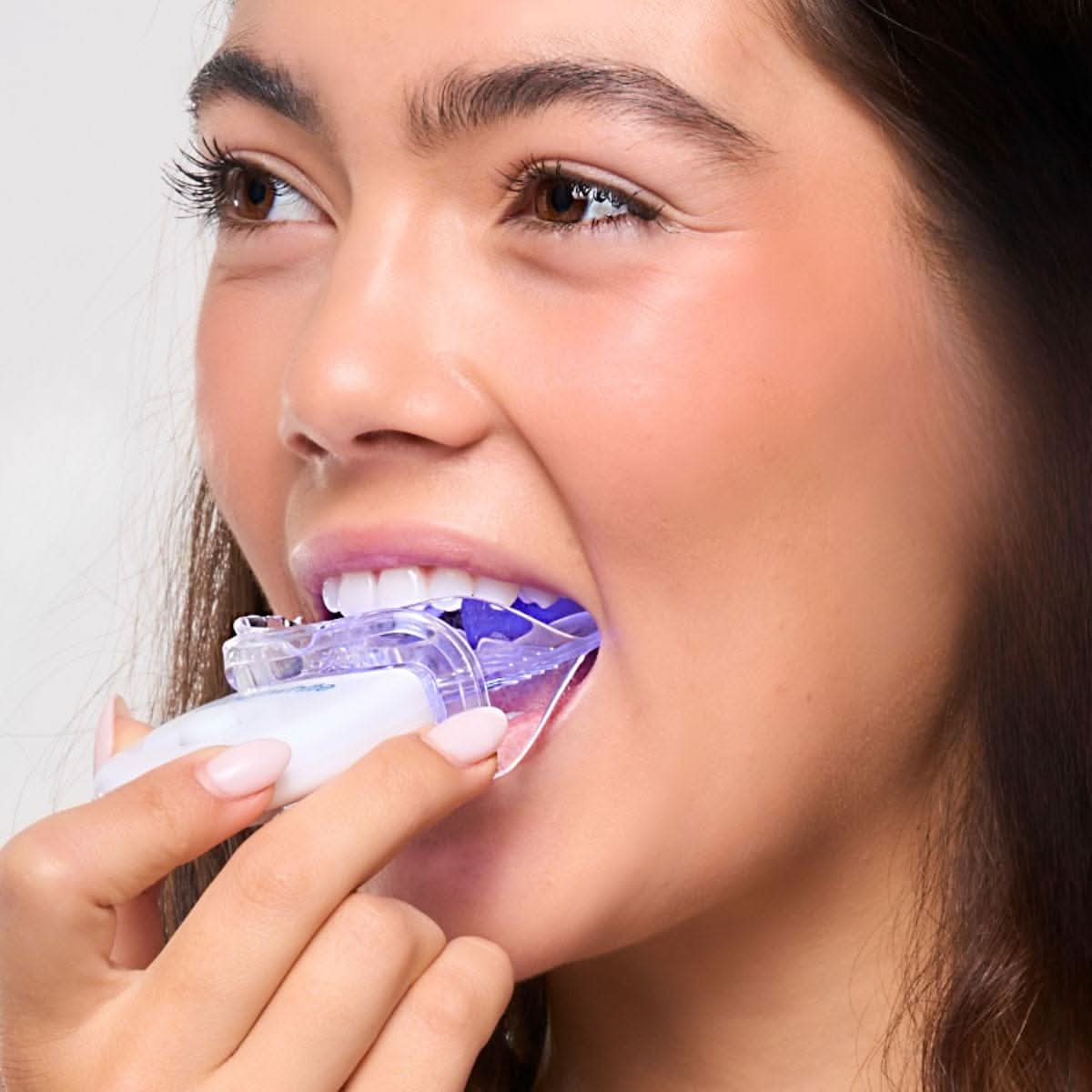 Teeth Whitening Kit – Dentist-Grade Gel And LED