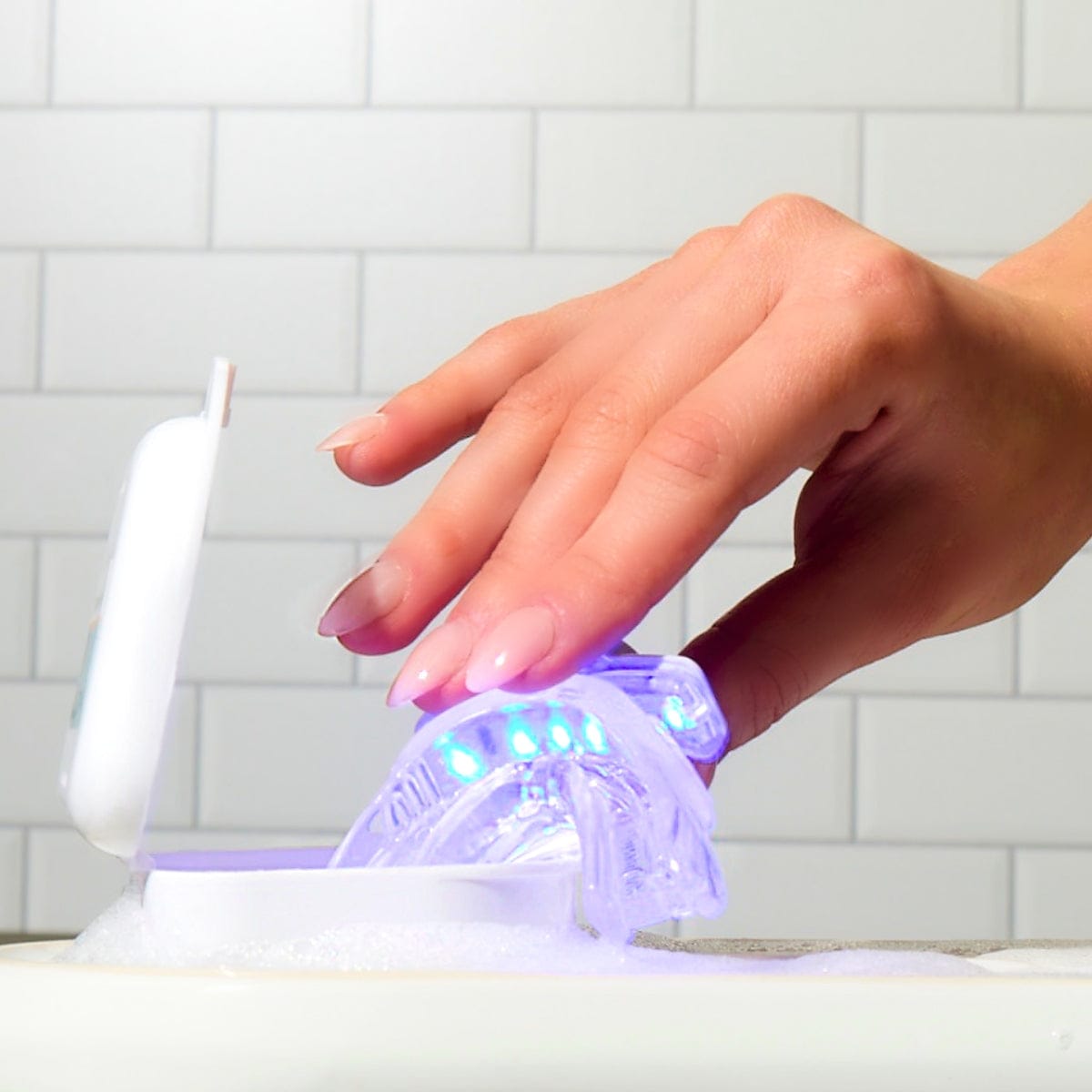 Expertwhitening Teeth Whitening Gels LED Teeth Whitening Tray – Blue Light Accelerated Teeth Whitening | Expertwhite